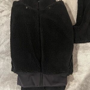 Alo Foxy Sherpa Jacket